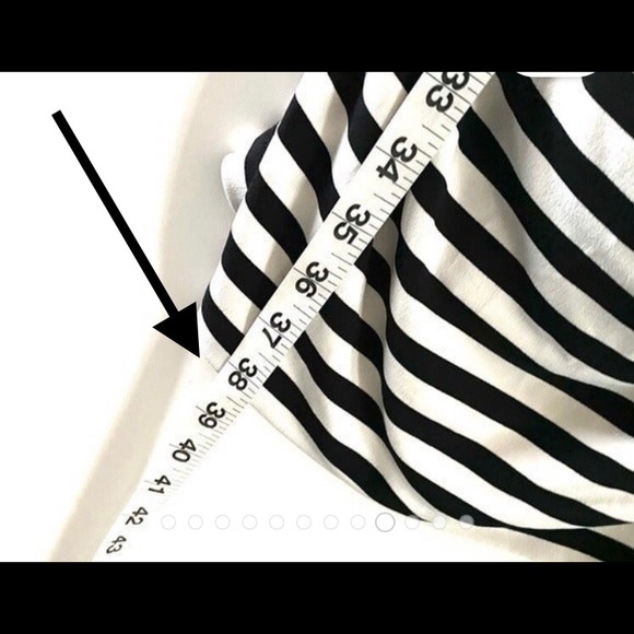 🎉HP🎉❤️🔥Vince Camuto-Midi Short Sleeve Dress Measurements in Description❤️🔥 - Picture 8 of 15